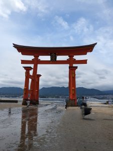 厳島神社